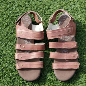 NWOT Propet Aurora Womens Leather Upper Sandals with Adjustable Straps
